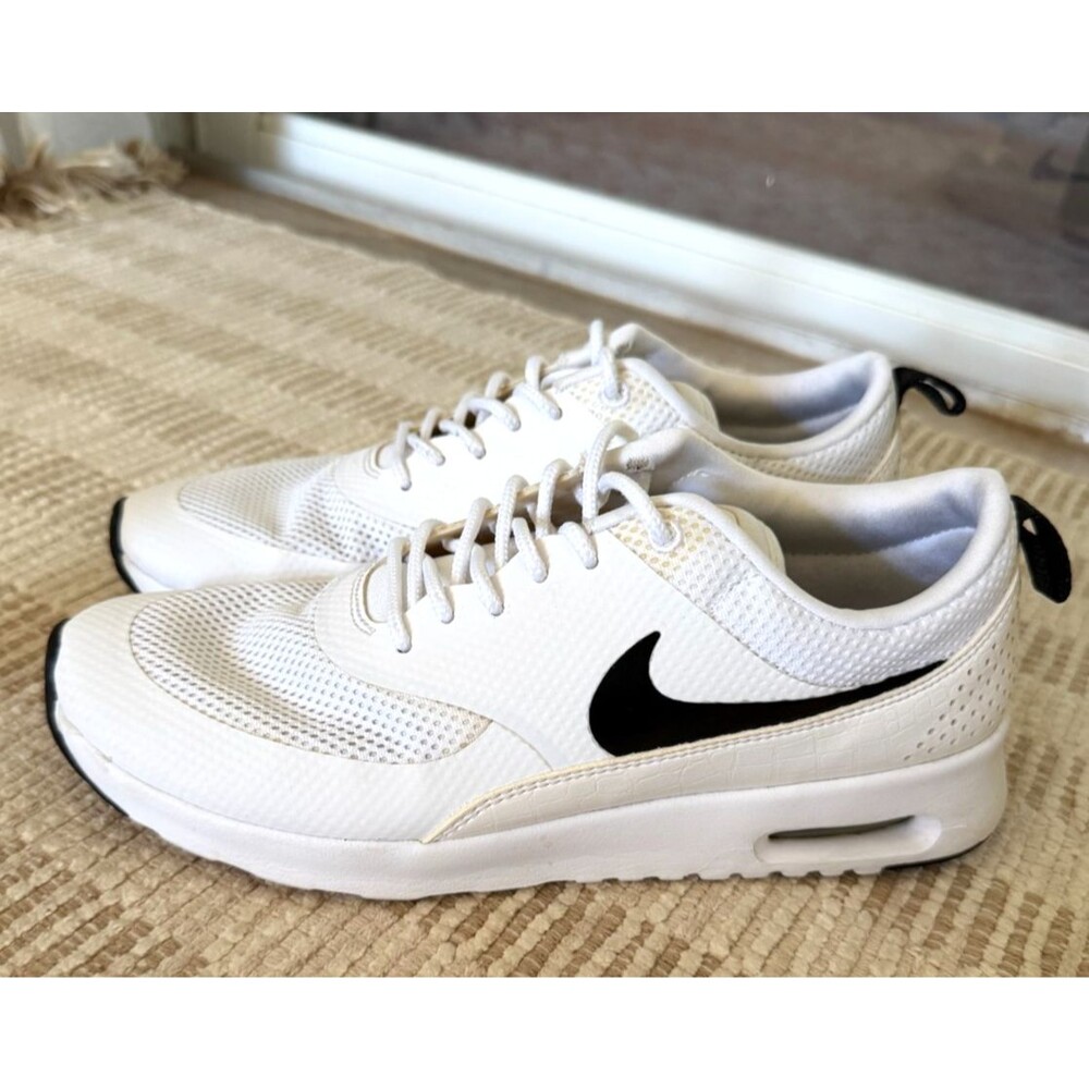 Nike Air Max Thea 599409-103 White Low Running Shoes Sneakers Womens US Size 8